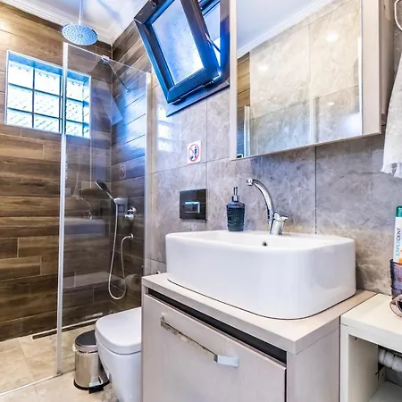 Contemporary Luxury In Yalikavak Center Willa *