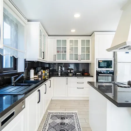 Willa Contemporary Luxury In Yalikavak Center