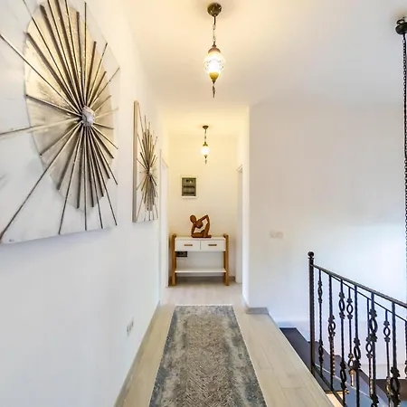 Contemporary Luxury In Yalikavak Center بودروم